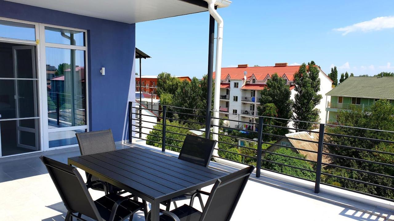 Zatokas Sun Club Hotel Exterior photo